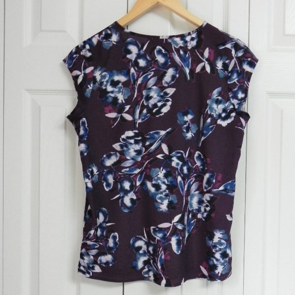 Ivanka Trump Lightweight Floral Top Size P (S) - Picture 2 of 6